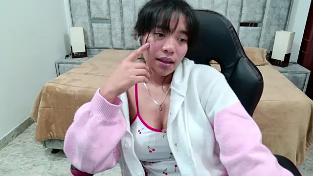 Živý XXX chat laureentt_