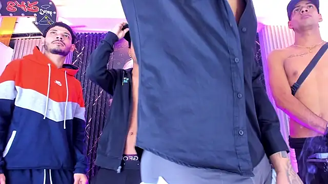 Pertunjukan Kamera Web the_knights_of_the_night_