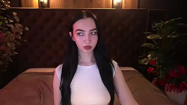 WildKittenX_ Adlı Modelin Web Kamerası Şovu