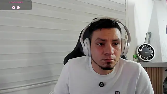 Rick_Adams élő XXX-chatje