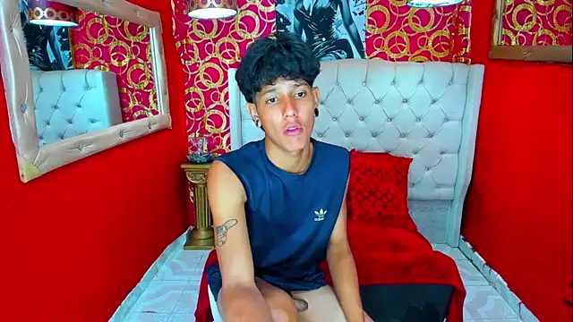 straightyoungpein Webcamshow