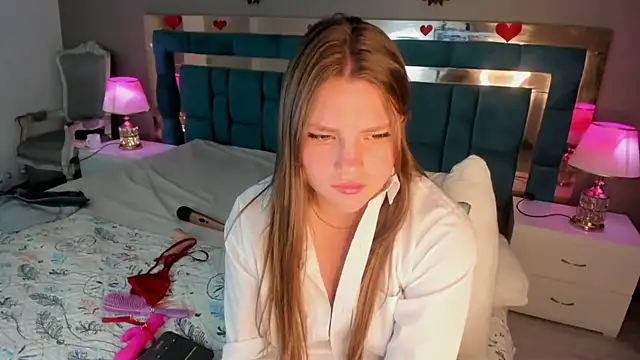 XXX chat uživo modela LiiaVelvet