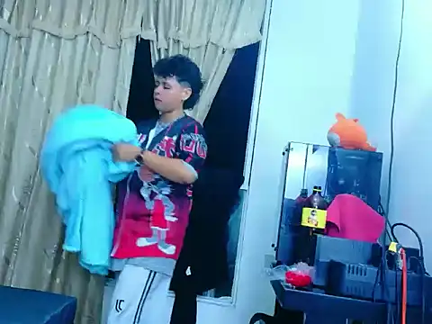 NikiEvanz Obrolan Langsung XXX