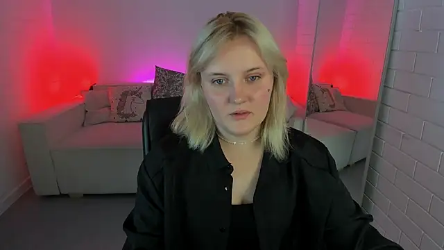 KathyBriggs Chat XXX live