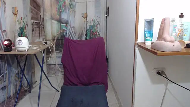 Chat XXX ao vivo de curly_greeneyed