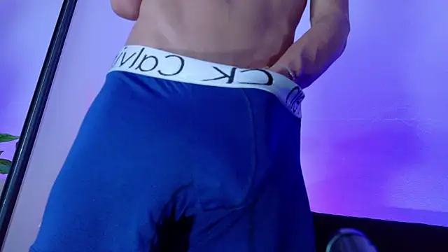 Show modela Damian_nix na web-kameri