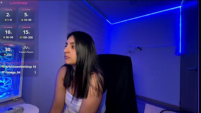 Chat +18 de cloe_small ao vivo