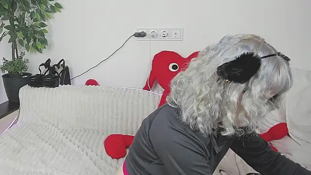 EdythElswick: онлайн-секс-чат