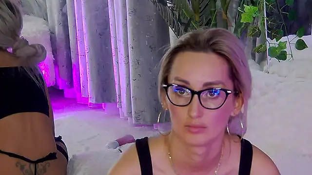 Czat XXX na żywo – IsabelleEthan