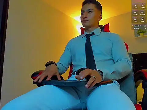 Dominus_Alpha élő XXX-chatje