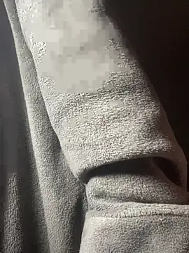 Show modela Curvy_conda na web-kameri