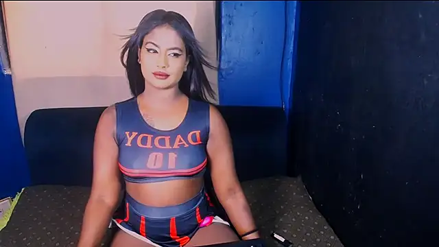 Webkamerová show Littleindianmilf