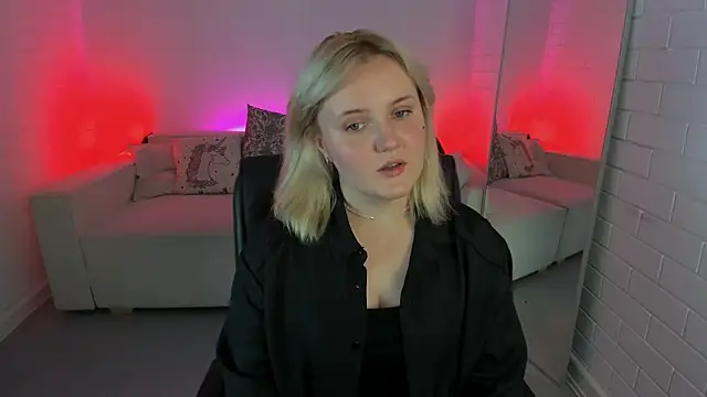 Chat XXX en directo de KathyBriggs