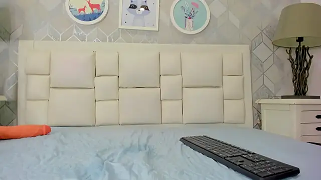 naia_cox Adlı Modelin Canlı XXX Sohbeti