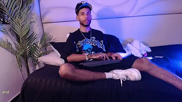 XXX chat uživo modela Thiagoferreti