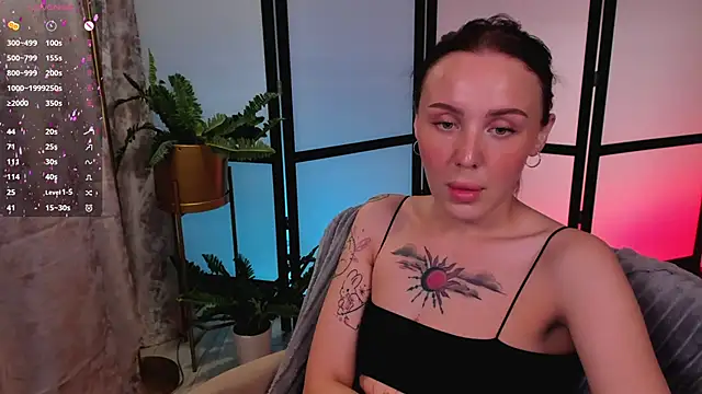 LianaFord Live XXX Chat