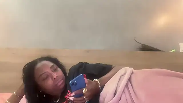 ChocolateCakeQueen's Live XXX Chat