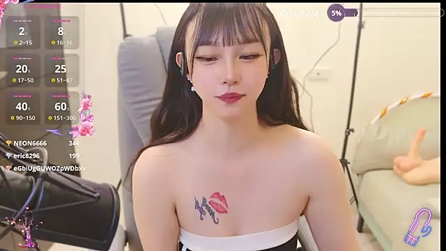 Khaleesi_ying_のウェブカメラショー