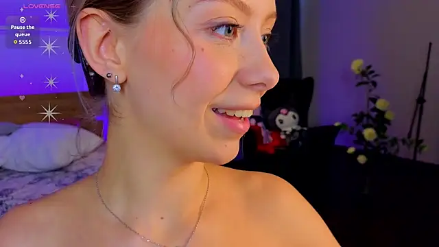 LumMina live XXX chat