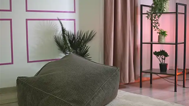 XXX chat uživo modela Cherrysweett