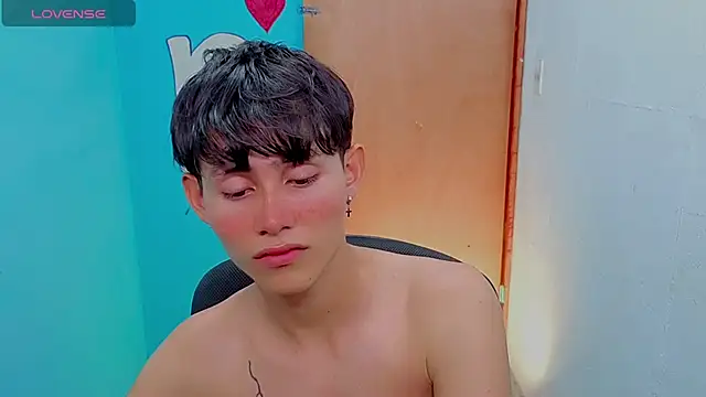 Chat XXX en directo de tanjiro_cute