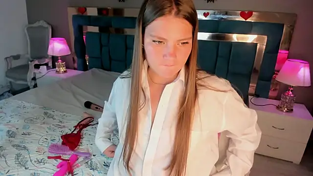 دردشة LiiaVelvet الجنسية المباشرة