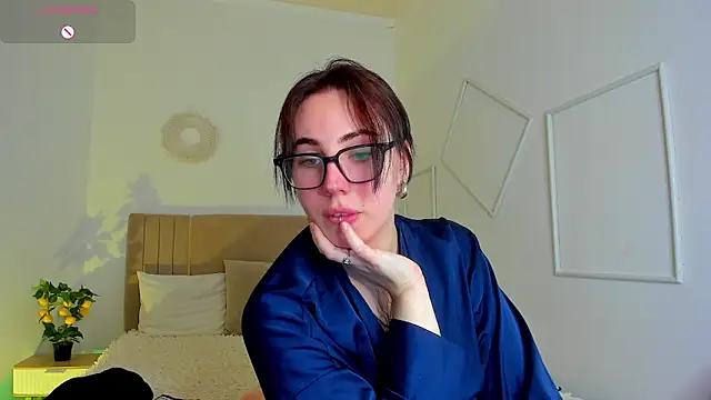 Kittycat_meooow 现场XXX聊天