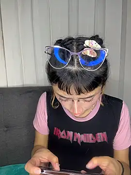 baby_akuma: онлайн-секс-чат