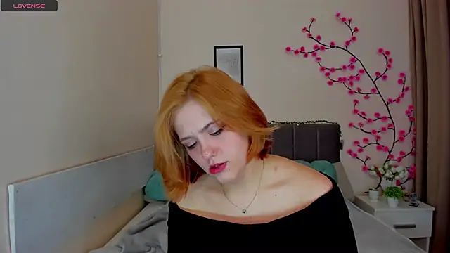 DellaRows: онлайн-секс-чат