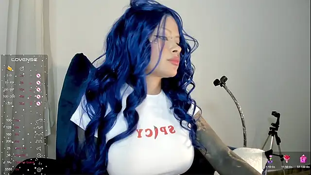 AlinaLukyanova's Live XXX Chat