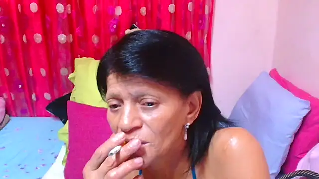 SLUTTYROXY Webcam Show