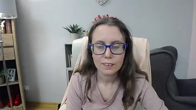 sweetxLizzy Adlı Modelin Canlı XXX Sohbeti