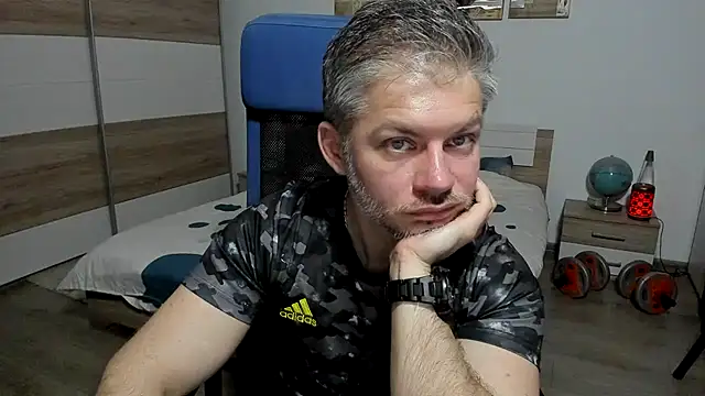 Webkamerová show RobbyShawz