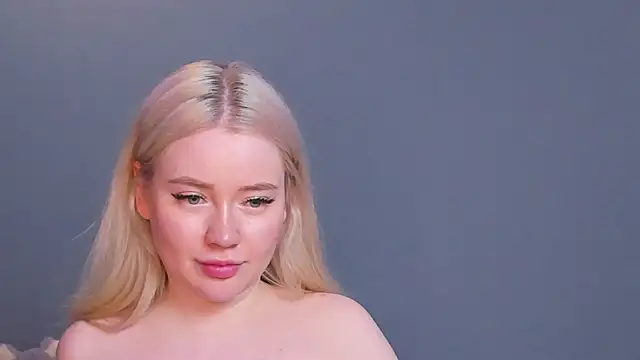 Chat +18 de Lillie_Berry ao vivo