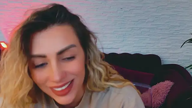 AngelWooW – Kamerová šou