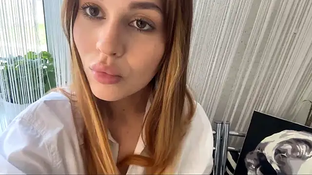 Chatroom XXX en direct de JoliPlatinums