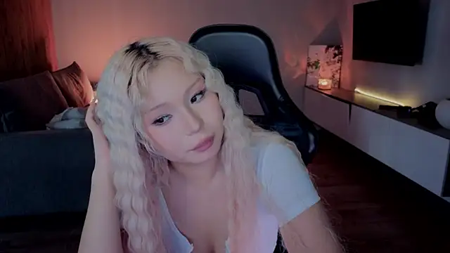 Chatroom XXX en direct de RileyMee