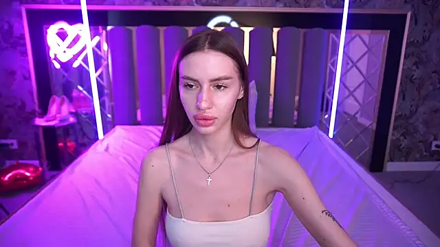 Snow_WhiteeeX Live XXX-chat