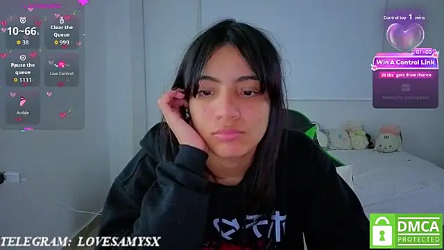 Chatroom XXX en direct de Lovelyamyy