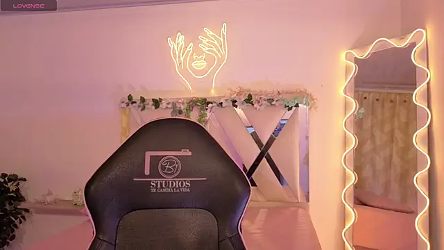 Živý XXX chat SABRIINA_TAY