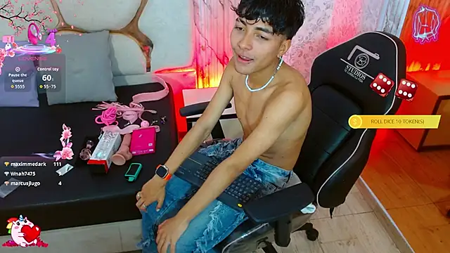 osamu_tay Adlı Modelin Canlı XXX Sohbeti