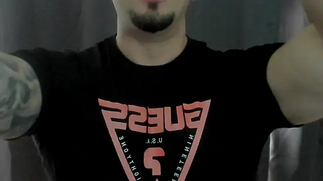 Czat XXX na żywo – TONYWILSONN