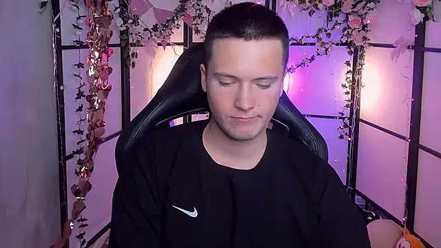 ZackVibe Live XXX Chat