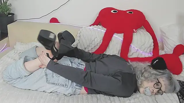 EdythElswick: απευθείας συνομιλία ΧΧΧ