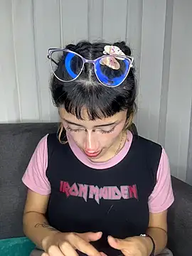 baby_akuma লাইভ XXX চ্যাট