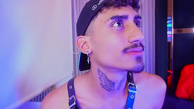 Dark_Eros_ webkamerás műsora