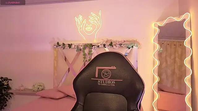 Czat XXX na żywo – SABRIINA_TAY