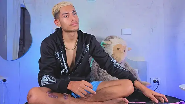 Živý XXX chat ItsZairen