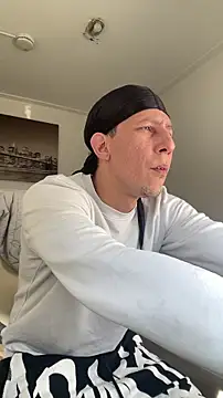 Živý XXX chat TitanNoir