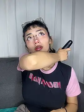 Czat XXX na żywo – baby_akuma